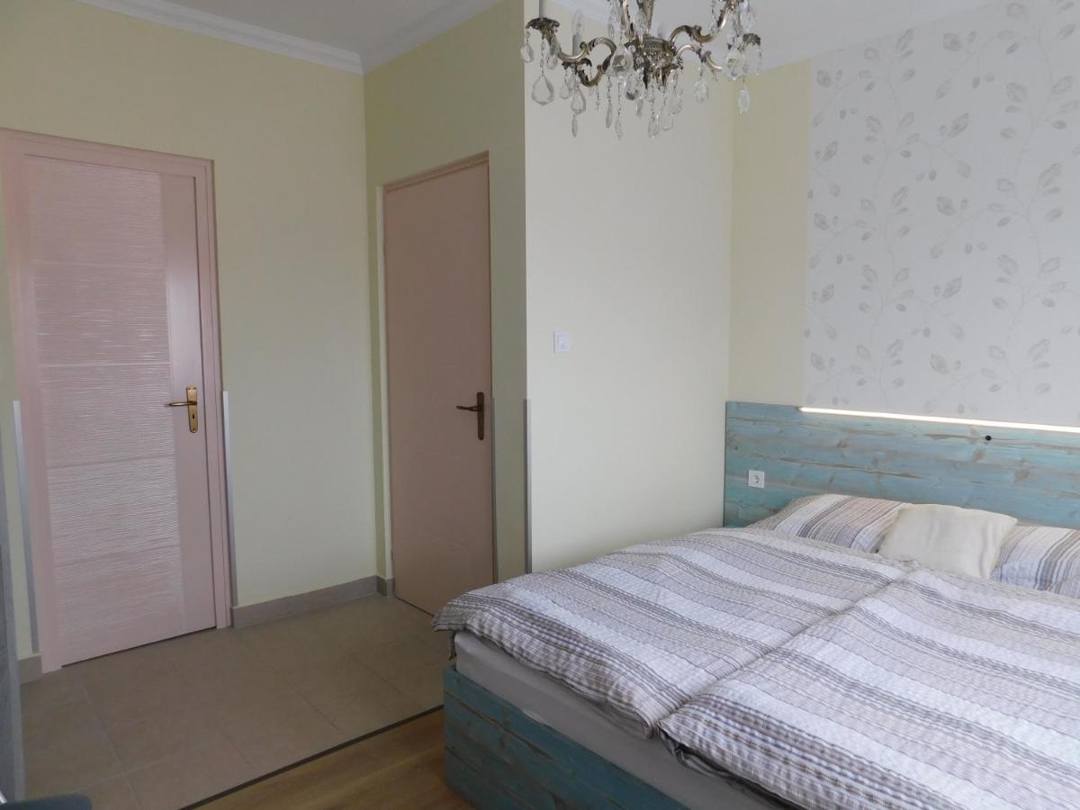 Wesselényi Apartmanház Hajdúszoboszló Exterior foto